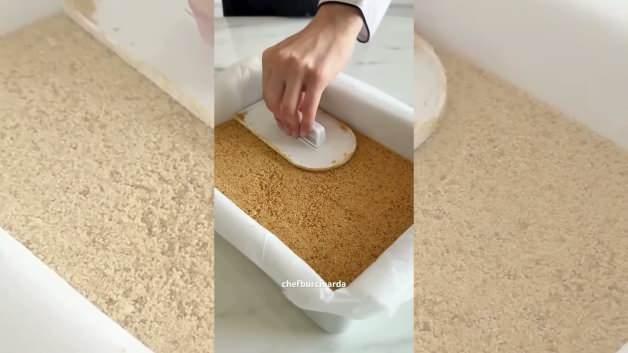 Tatlı tutkunlarına müjde! Beyaz çikolatalı krem badem dilimleri tarifi