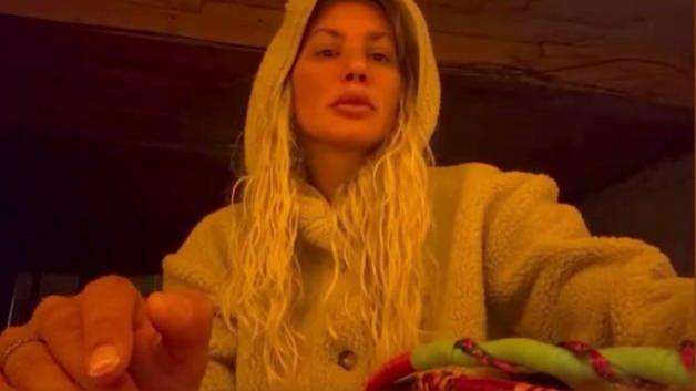 7 aylık eşi tarafından darp edildiğini açıklayan Yıldız Asyalı'dan yeni paylaşım! 'Korkuyorum'