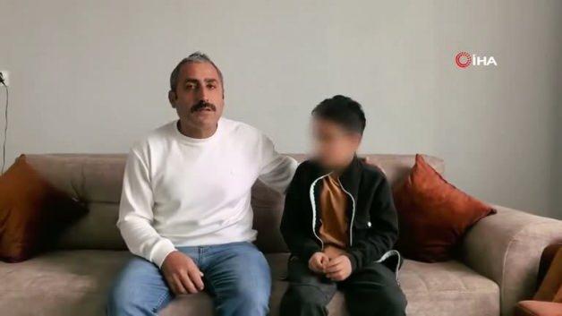 Bu nasıl eğitimci! Okul m&uuml;d&uuml;r&uuml; &ouml;ğrenciyi yakasından tutup yere fırlattı!