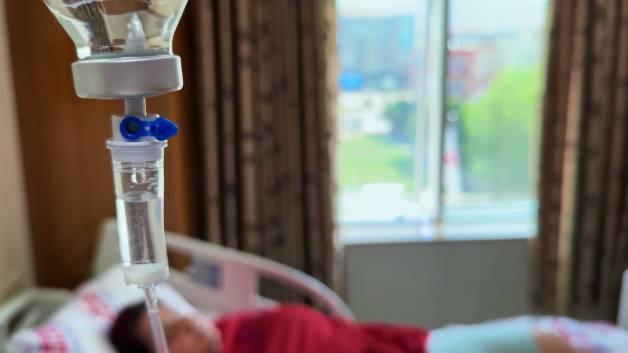 Uzman doktor sarı serum hakkında doğru bilinen yanlışları a&ccedil;ıkladı: Canınızdan olmayın!