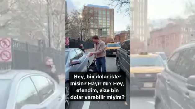 D&uuml;nyaca &uuml;nl&uuml; YouTuber MrBeast trafikte s&uuml;r&uuml;c&uuml;lere deste deste para dağıttı!