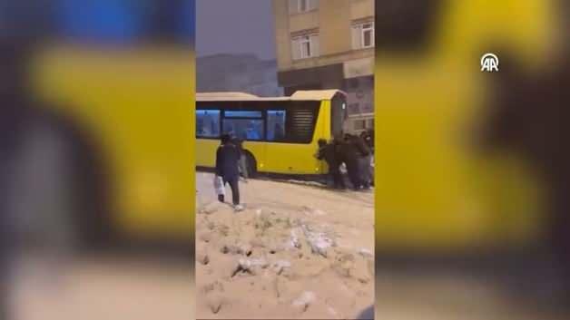 İstanbullunun İETT çilesi devam ediyor