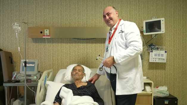 İleri evre kalp yetmezliğinde yaşamı değiştiren &ccedil;&ouml;z&uuml;m: Yapay kalp desteğiyle hayata tutundu