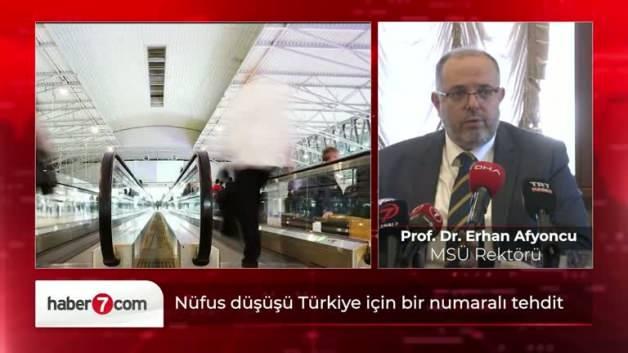 &Uuml;nl&uuml; tarih&ccedil;i Prof. Dr. Erhan Afyoncu T&uuml;rkiye'nin &ouml;n&uuml;ndeki en b&uuml;y&uuml;k tehlikeyi a&ccedil;ıkladı