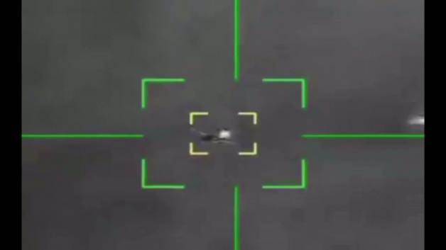 İran, ABD savaş uçağının vurulduğu anları yayınladı! Dünyada gündem olan görüntüler