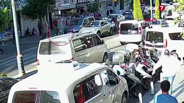 Kağıthane'de yaşanan trafik kazası sonrası olay yeri inceleme ekipleri