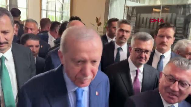 Cumhurbaşkanı Recep Tayyip Erdoğan konuşma yaparken