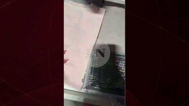 Jésica Cirio'nun paylaştığı, çekmecelerde deste deste duran nakit paraları gösteren video görüntüsü.