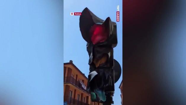 İtalya ve Almanya'da etkili olan aşırı sıcaklar nedeniyle eriyen trafik lambaları.