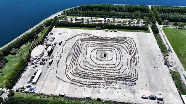 İstanbul'da 5 bin kişinin katılımıyla gerçekleşen horon rekoru