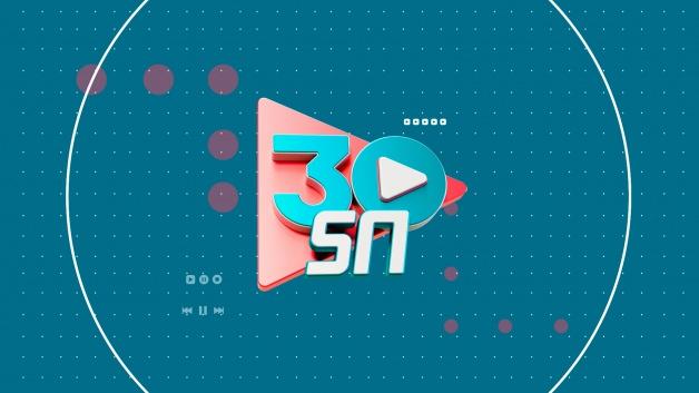 30 Saniye yarışma programı sunucusu ve stüdyo ortamı