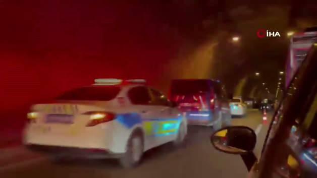 Karabük'te kaza sonrası tünel içerisinde yaralanan ayıya müdahale ediliyor