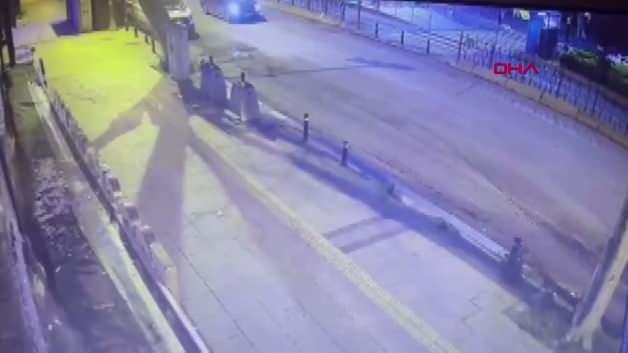 Polis ekiplerinin 'Şapkalılar' suç örgütüne yönelik düzenlediği operasyondan görüntü.