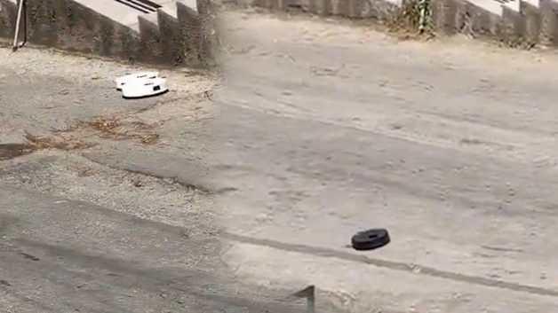 Ankara Seyranbağları'nda robot süpürge testi