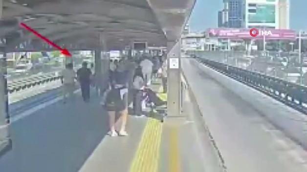 Avcılar metrobüs durağında yankesicilik operasyonu