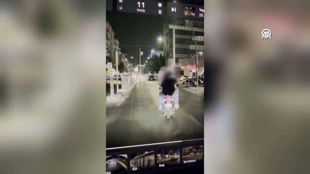 Küçükçekmece'de oyuncak silahlı şüpheliler yakalandı