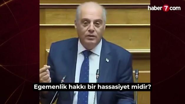 Yunanistan bayrağı ve para sembolleri