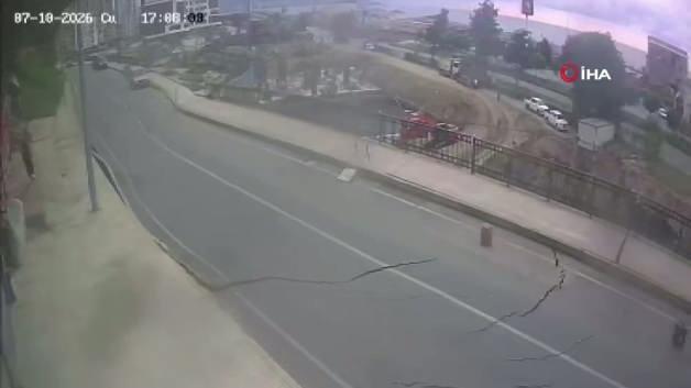 Rize'de yol çökmesi sonucu boşaltılan binalar