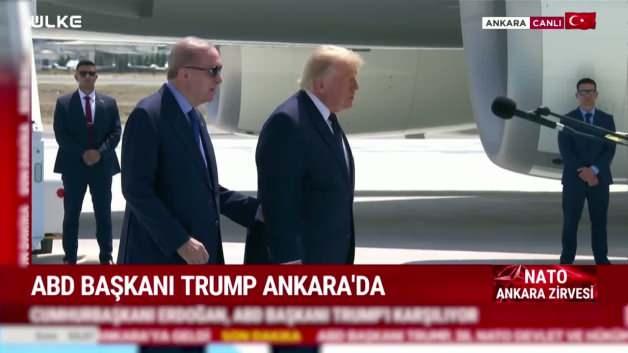 Cumhurbaşkanı Erdoğan ve ABD Başkanı Trump'ın Ankara'da resmi törenle karşılaştığı an.