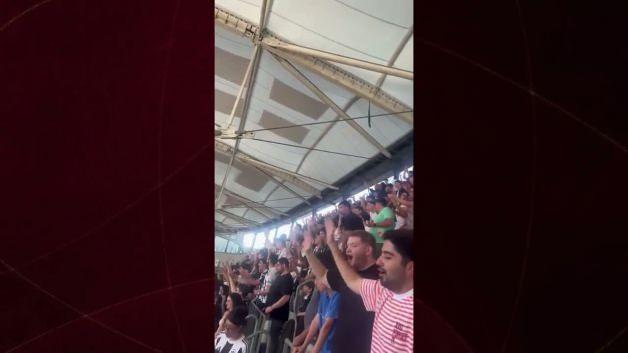 Beşiktaş taraftarından Salah tezahüratı – Video 7 Beşiktaş taraftarından Salah tezahüratı – Video 7
