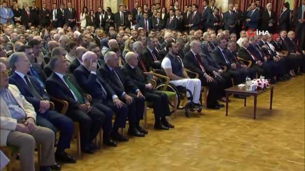 Cumhurbaşkanı Erdoğan, 15 Temmuz anma programında duygusal anlar yaşadı