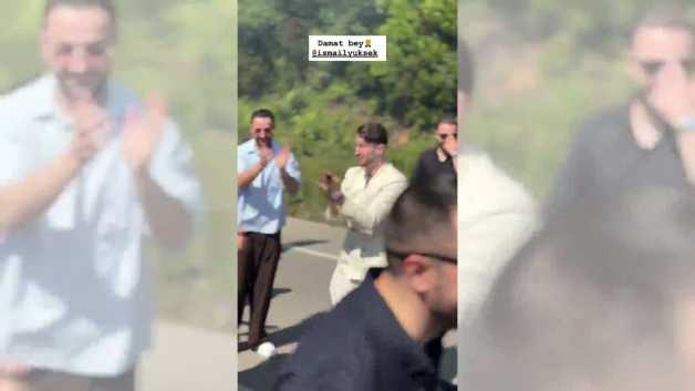 İsmail Y&uuml;ksek ve Esin Matraş evlendi! &Uuml;nl&uuml; isimler ve futbolcular d&uuml;ğ&uuml;ne akın etti