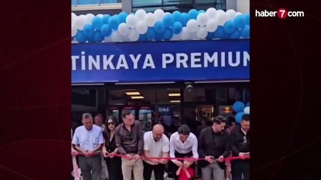 Tekel bayisinin a&ccedil;ılışına imam getirip dua okuttular!