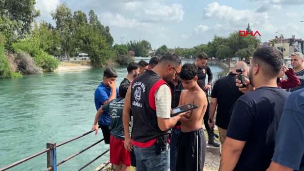 Adana'da sıcak hava nedeniyle sulama kanalında yüzen çocukların ailelerine para cezası kesildi, polis dronla denetim yaptı.