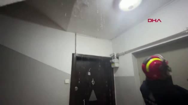 Avcılar'da kentsel dönüşüm nedeniyle boşaltılan bir sitede su baskını yaşanması