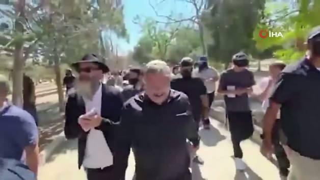 İsrail Ulusal Güvenlik Bakanı Itamar Ben-Gvir ve Yahudi yerleşimcilerin Mescid-i Aksa'ya girişi
