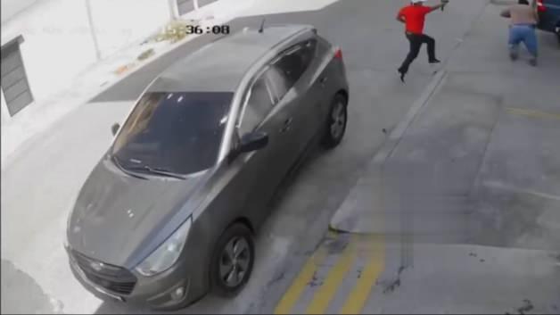 Ekvador'da belediye müfettişine kanlı pusu! 13 kurşunla infaz etti!