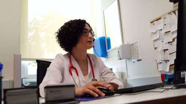 &Ccedil;ocuklarda tekrarlayan aftlara uzman uyarısı: Altında farklı nedenler yatabilir