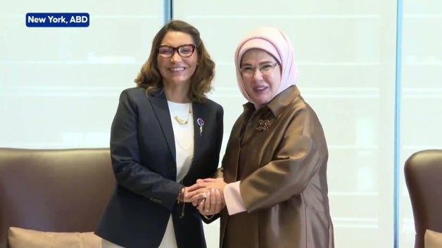 Emine Erdoğan, Brezilya Devlet Başkanı'nın eşi Silva ile g&ouml;r&uuml;şt&uuml;