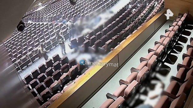 Moskova'da 149 kişinin &ouml;ld&uuml;ğ&uuml; konser salonu katliamının yeni g&ouml;r&uuml;nt&uuml;leri ortaya &ccedil;ıktı!