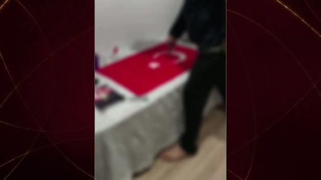 Balıkesir'de s&ouml;zde &ouml;ğretmen T&uuml;rk bayrağı ve Atat&uuml;rk&rsquo;e hakaret etti g&ouml;zaltına alındı