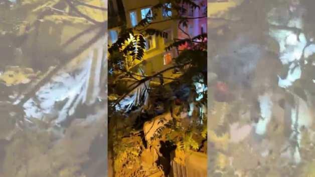Umut &Ouml;zkan&rsquo;ın korku dolu anları! &ldquo;Deprem oluyor zannederek yatağımızdan fırladık&rdquo;