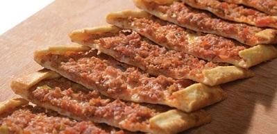 En kolay kıymalı pide nasıl yapılır? 