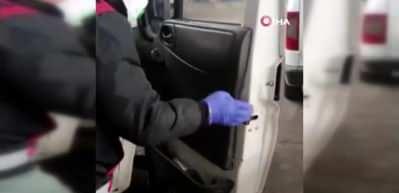 Van&rsquo;da 6 bin 900 adet ka&ccedil;ak maske ele ge&ccedil;irildi