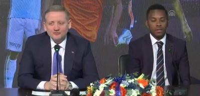 Robinho imzayı attı! İşte ilk s&ouml;zleri...