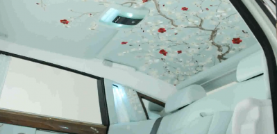  Rolls-Royce'tan kadınlara &ouml;zel ipek tasarım