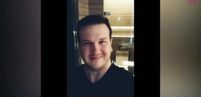 Şahan G&ouml;kbakar'dan Tarkan taklidi