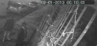 Sahte polislerin g&ouml;zaltısı kameraya yansıdı