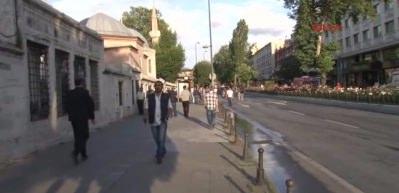 Saldırının ger&ccedil;ekleştiği yerde enkaz kaldırma &ccedil;alışmaları