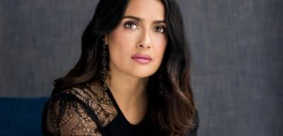Salma Hayek defalarca yaptırdığı koronavir&uuml;s testlerini paylaştı