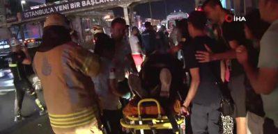 Sefak&ouml;y'de bir ara&ccedil; otob&uuml;s durağına daldı: 6 yaralı