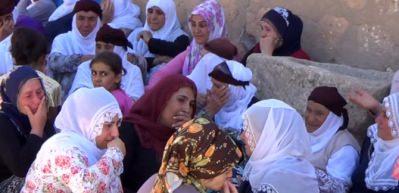 Şehidin baba ocağından K&uuml;rt&ccedil;e ağıtlar y&uuml;kseldi