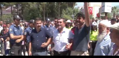 Şehit babası y&uuml;rekleri dağladı: Ağlamam, şehit babası oldum ona seviniyorum