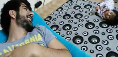 Şehit polisin kızına seslendiği g&ouml;r&uuml;nt&uuml;s&uuml; y&uuml;rek sızlattı