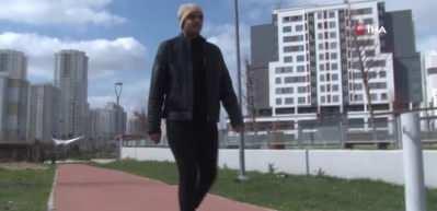 Sevgilisi terk edince 6 ayda 81 kilo verdi