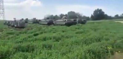 Sınırdan korkutan g&ouml;r&uuml;nt&uuml;ler geldi! Saldırı i&ccedil;in emir bekliyorlar